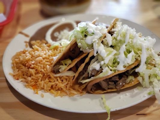 Maciel’s Tortas and Tacos